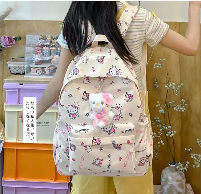 Mochila fofa Hello Kitty