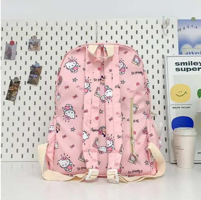 Mochila fofa Hello Kitty